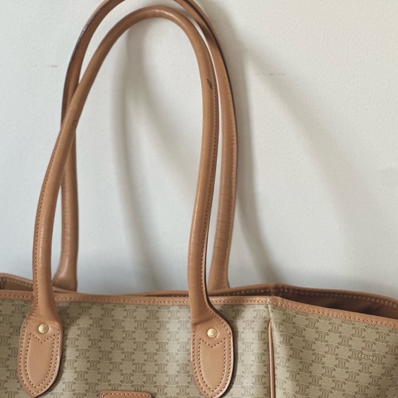 Authenticated Y2K Celine Neutral Carryall Tote - Picture 9 of 16